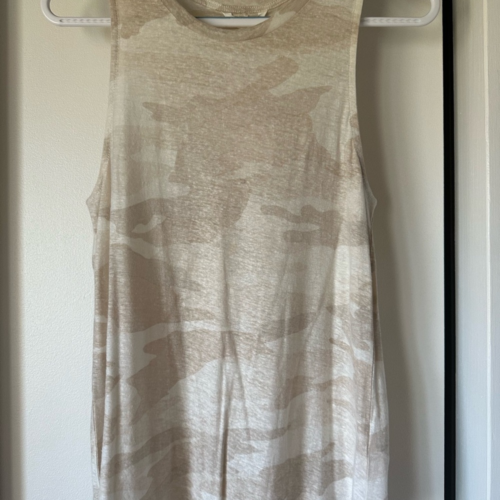 Splendid Beige Camo Women's Top